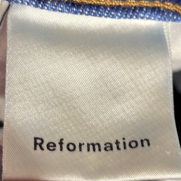REFORMATION WINONA MID RISE BUTTON FLY STRAIGHT LEG ANKLE JEAN BALTIC WASH SZ 23 - Picture 8 of 10